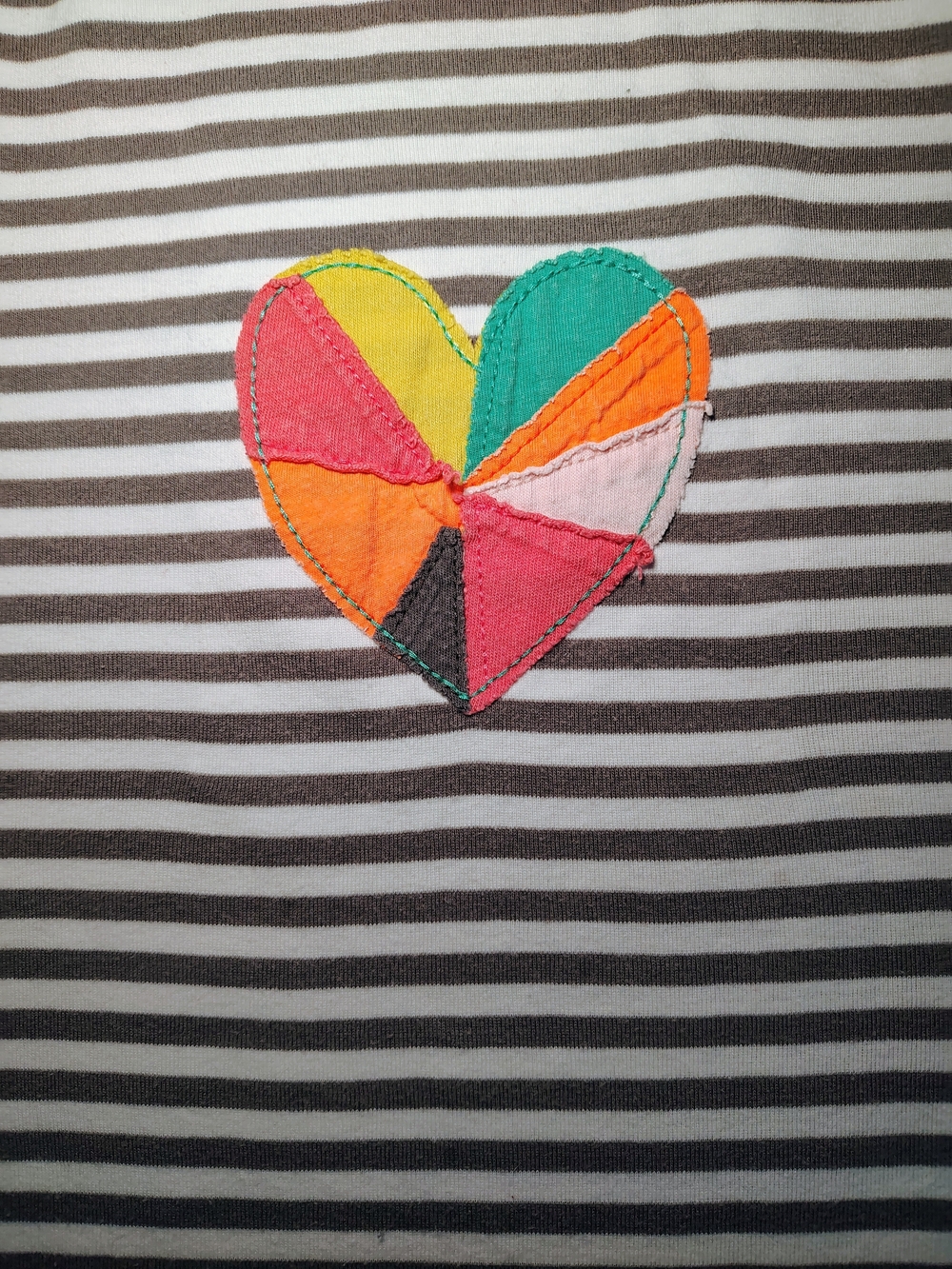 Mini Boden Striped Adorable Appliqué Heart T-Shirt – Girls 11–12Y - Picture 4 of 5